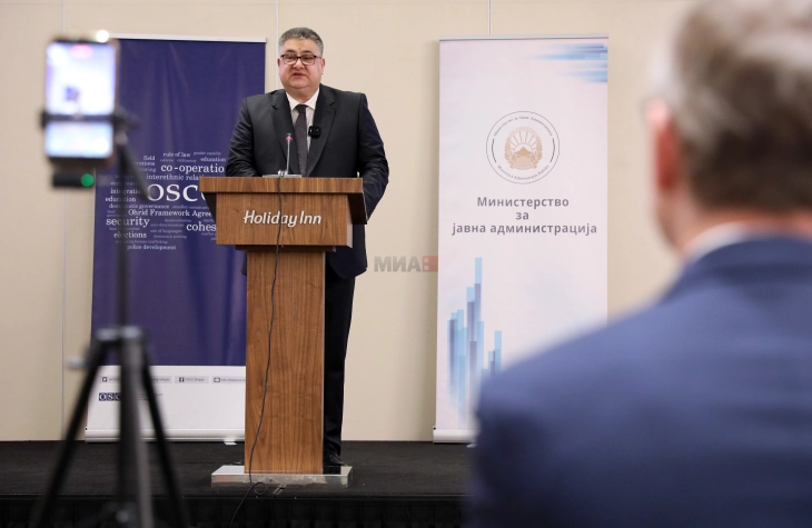 Минчев: Вработувањето во јавниот сектор треба да се темели на заслуги, компетенции и интегритет