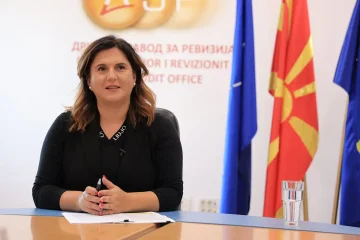 „ЗЛАТО СИ, ЧАСТАМ РУЧЕК“: Тестот на Димитровска го полагал друг во нејзино име, таа му пишала порака