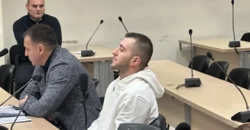 ЗА ПРЕГАЗУВАЊЕ НА ПЕШАК НА КЕЈОТ НА ВАРДАР: Фатон Љури осуден на 11 години затвор