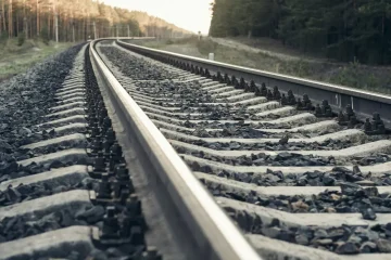 Николоски: Изградбата на брзата пруга стартува на крајот на годинава