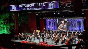 Охрид повторно живее во ритамот на уметноста, свечено беше отворено 66. издание на фестивалот „Охридско лето“