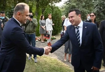 Венко Заев знае дека дијаспората нема да гласа за СДС затоа го блокираат Изборниот законик