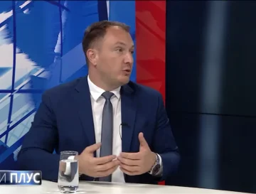 ВО ОКТОМВРИ ПРОМОЦИЈА НА М.УСЛУГИ: Личната карта и возачката дозвола на мобилен телефон, најави Андоновски