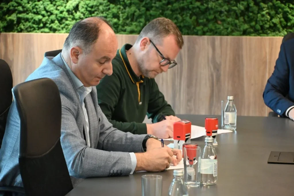 Потпишан Колективниот договор: Следува етапен раст на платите во земјоделството