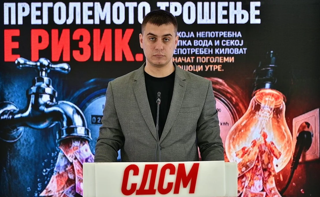 (Видео) „Мицкоски сака водата и струјата на граѓаните да ги продаде за профит на странски дата центри“, вели Дојчиновски