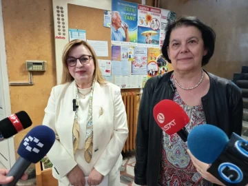 Грозданова: Во моментот во земјата нема пријавен случај на несакана реакција од бесеже