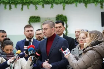 Мицкоски: Покрај новите проекти мораме да враќаме и долгови на претходната Влада, најголем дел од еврообврзницата се за тоа