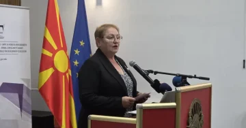 Јаневска: Законот за високо образование нема да се повлекува, наскоро во владина процедура