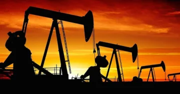 ЦЕНИТЕ НА НАФТАТА ПОВТОРНО РАСТАТ: Неизвесноста околу САД и Иран ги загрижува пазарите