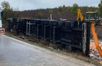 Кинеска државјанка загина во тешка несреќа кај Валандово, повредени уште седум мигранти