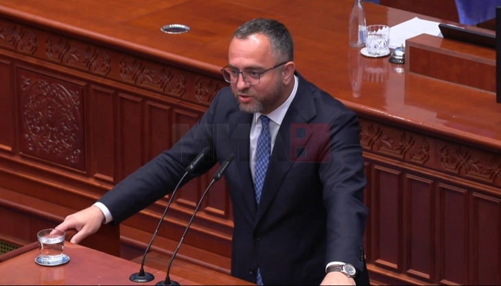 Собранието не ја прифати интерпелацијата за министерот Тошковски
