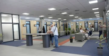 МВР ВОВЕДУВА КОДЕКС ЗА ОБЛЕКУВАЊЕ: Нови правила за вработените и граѓаните во Одделот за граѓански работи