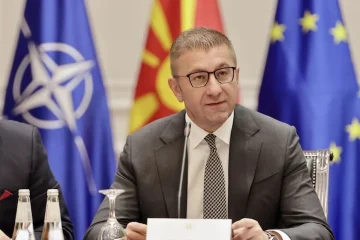 ПОВЛЕКУВАЊЕТО БЕШЕ НА МОЕ ИНСИСТИРАЊЕ: Законот за  „СКОПЈЕ – ЕВРОПСКА ПРЕСТОЛНИНА НА КУЛТУРАТА“, ќе оди на јавна расправа, вели Мицкоски