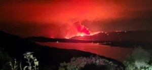 Пожарот на Брач и натаму не е под контрола, една жена е во животна опасност