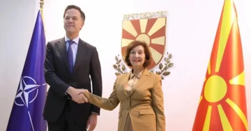 Сиљановска Давкова – Руте: Македонија е верен сојузник на НАТО и придонесува за безбедноста на целиот регион