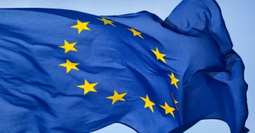ЕВРОПСКАТА КОМИСИЈА СО НОВ ШЕНГЕН-ИЗВЕШТАЈ: Расте бројот на враќања на странци без право на престој