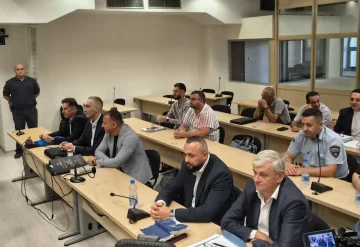 СУДЕЊЕ ЗА „ДРЖАВНА ЛОТАРИЈА“: Обвинителството презентираше докази, Груби имаше забелешки, судијката му порача да се стрпи, ќе дојде и неговиот ред за одбрана