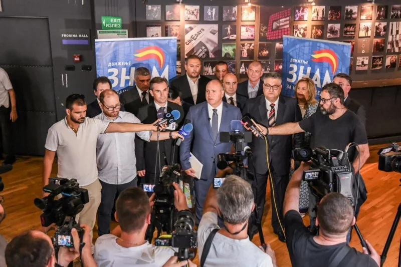 Отчетот не треба да остане затворен во партиски архиви, нека го читаат, нека не критикуваат, нека кажат каде можевме подобро, рече Димитриевски