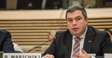 НОВ ПРЕТСЕДАТЕЛ НА ДИК: Филипче ја доставил одлуката до Собрание, Маричиќ ќе биде прв човек на Државната изборна комисија