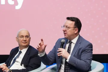 (ФОТО) НИКОЛОСКИ ОД ВАШИНГТОН: Очекувам многу позитивни работи во блиска иднина за инфраструктурата, транспортот и многу нови работни места во Македонија!