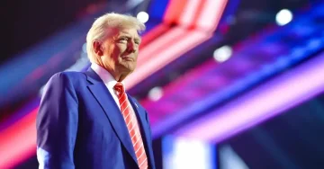 Трамп во јули извршил над 1.000 трансакции со акции, во вредност до 270 милиони долари