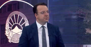 Николоски: Бенефитите со влезот на третиот мобилен оператор се повеќе избор и пониски цени за граѓаните