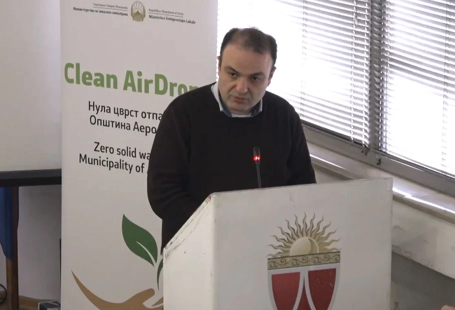 (Видео) „Општина Аеродром незаконски ги скрати за 50% надоместоците за избирачките одбори“, велат од СДСМ