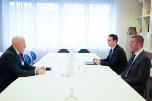 Мицкоски на средба со сопственикот на компанијата „Фор-ај-џи (4iG)“, ќе се инвестираат 100 милиони евра во развој на третиот мобилен оператор