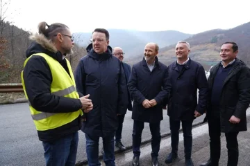 Николоски: Интензиво работиме на реконструкцијата на превојот Пресека во должина од 11 километри