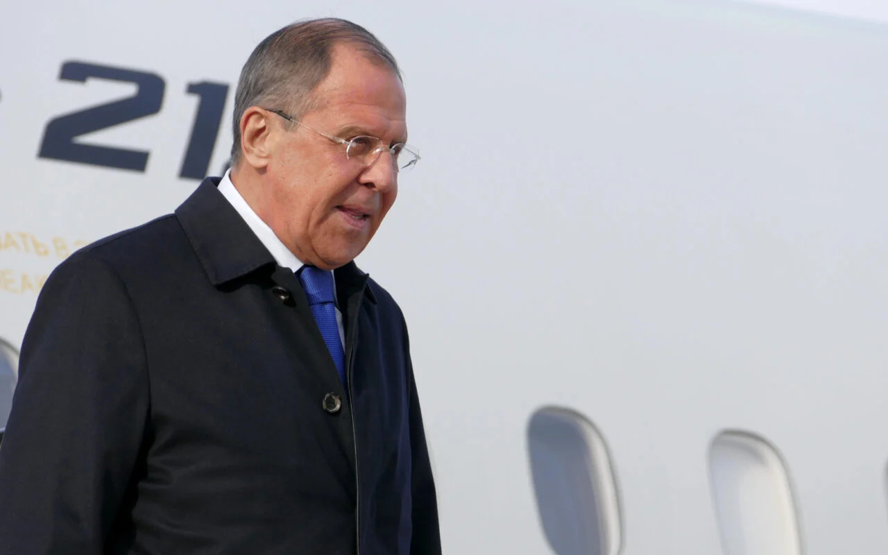 Лавров: Опасна воено-биолошка активност на одредени земји