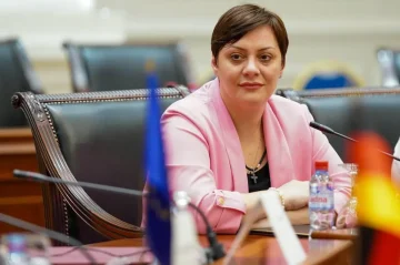 ИНФЛАЦИЈАТА ГО ПРОДОЛЖИ ТРЕНДОТ НА НАМАЛУВАЊЕ: Уште еден охрабрувачки сигнал за позитивните движења во економијата, истакна Димитриеска-Кочоска
