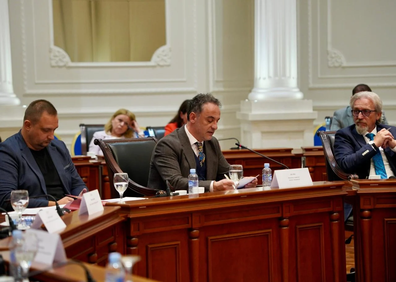 Алиу: Тутунот е одговорен за над 3.600 смртни случаи годишно во Македонија