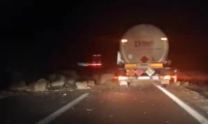 Одрон на автопатот Скопје – Велес кај Сопот, сообраќајот по една коловозна лента