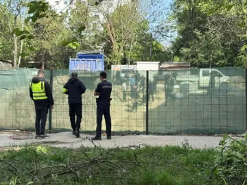 ОБВИНИТЕЛСТВО И ИНСПЕКТОРИТЕ НА ТЕРЕН ВО КИСЕЛА ВОДА: Јавниот обвинител издаде наредба за обдукција на починатиот работник