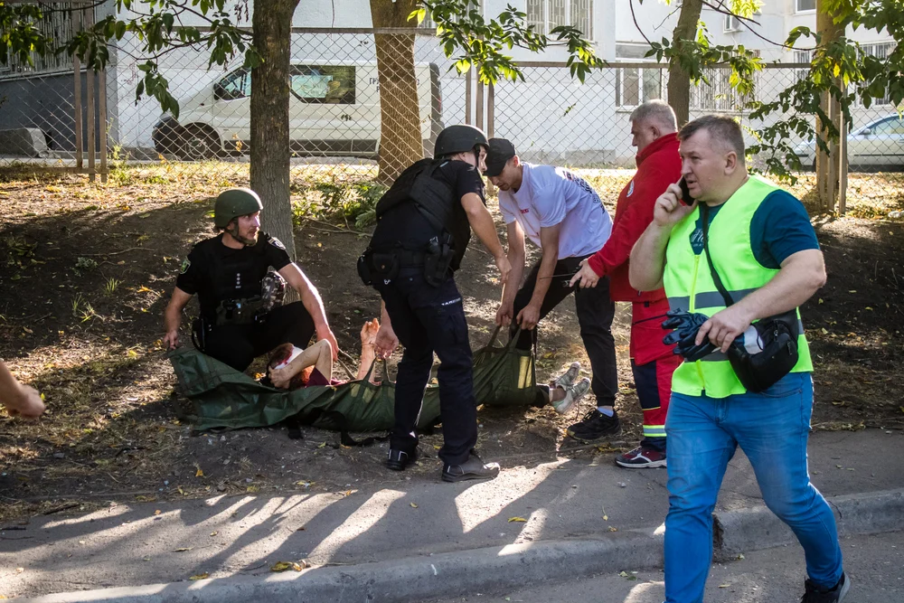 Масакр во Украина, руски дрон удри во луѓе што чекале воз – најмалку 13 загинати