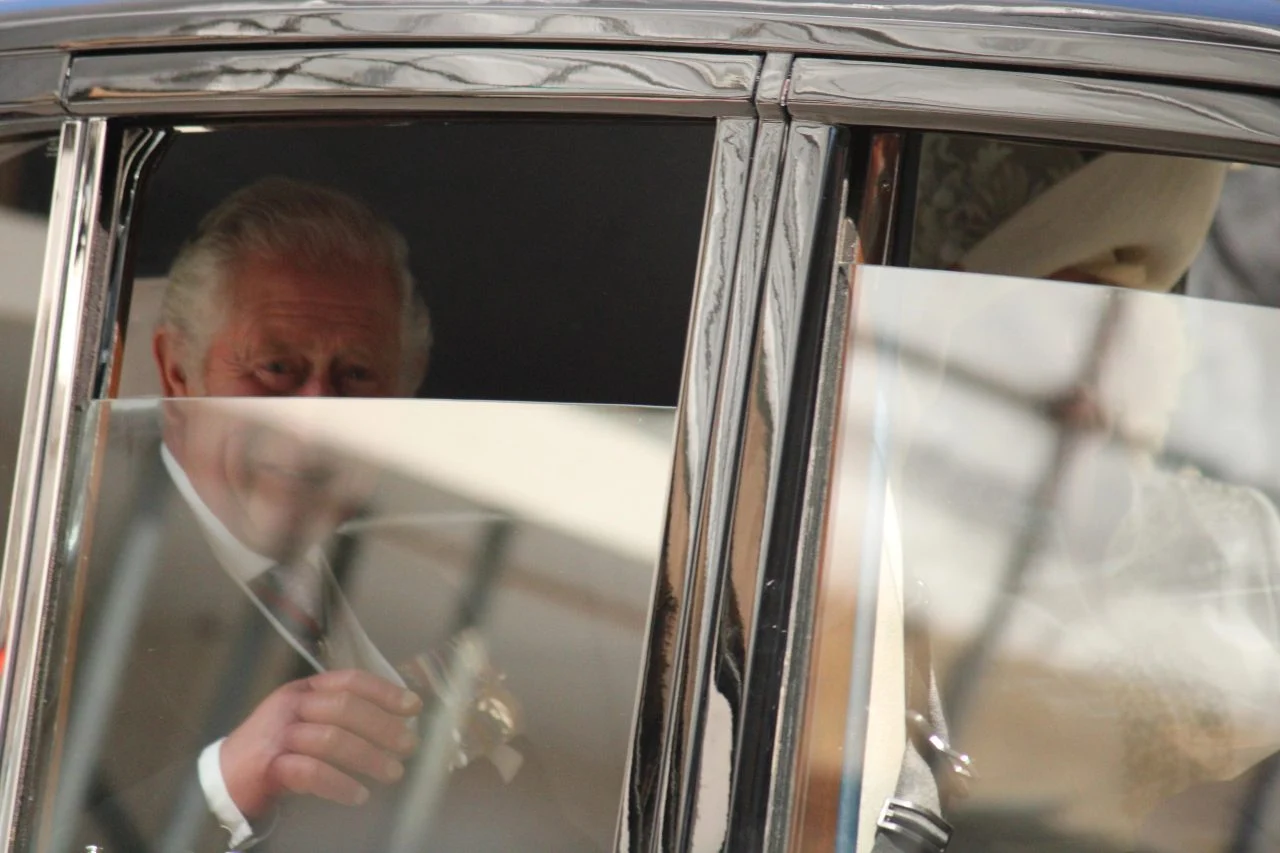 (Видео) Кралот Чарлс и Камила се збогуваа со Трамп во Белата куќа