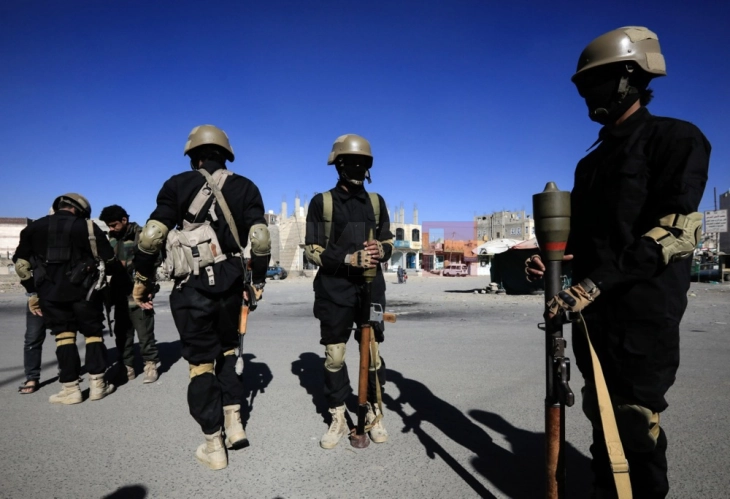 Хутите се заканија дека ќе го блокираат теснецот Баб ел-Мандеб покрај брегот на Јемен ако Трамп продолжи да го нарушува мирот