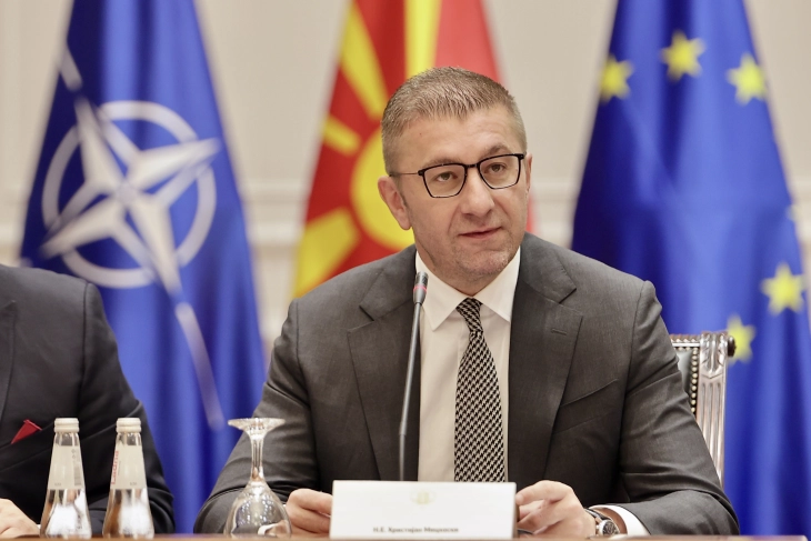 Интервентно зголемување на минималецот? Еве што вели Мицкоски