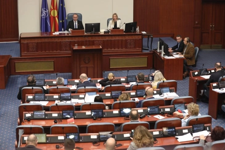 Собранието донесе Резолуција за осуда на манипулациите на опозицијата и за потврда на политиките против нелегалната миграција