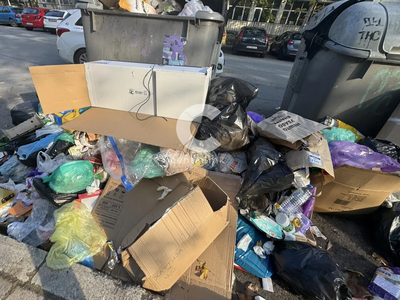 КУМАНОВСКОТО ЃУБРЕ ЗАВРШУВА ВО ДРИСЛА: Блокадата на депонијата „Краста“ продолжува