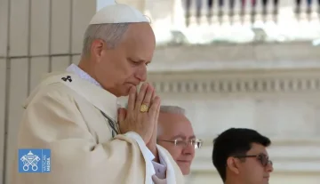 Папата Лав XIV се помоли за семејствата на жртвите од пожарот во Швајцарија