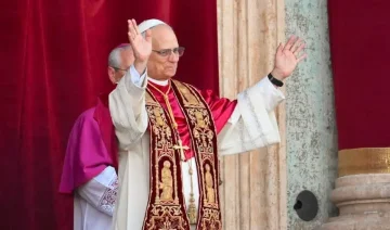 ЧЕТИРИ ДЕНА ПО ОПЕРАЦИЈАТА: Папата Лав XIV ја напушти болницата „Џемели“ и се врати во Ватикан