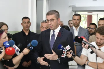 До крајот на летото се очекува избор на локација за новиот клинички центар, најави Мицкоски