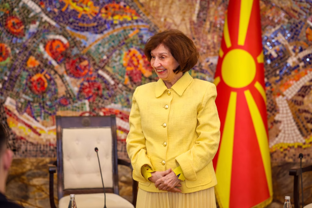 Сиљановска-Давкова: Соседите наметнуваат услови надвор од Копенхагенските критериуми