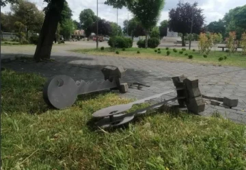Плоштадот „Делфина“ повторно мета на вандали