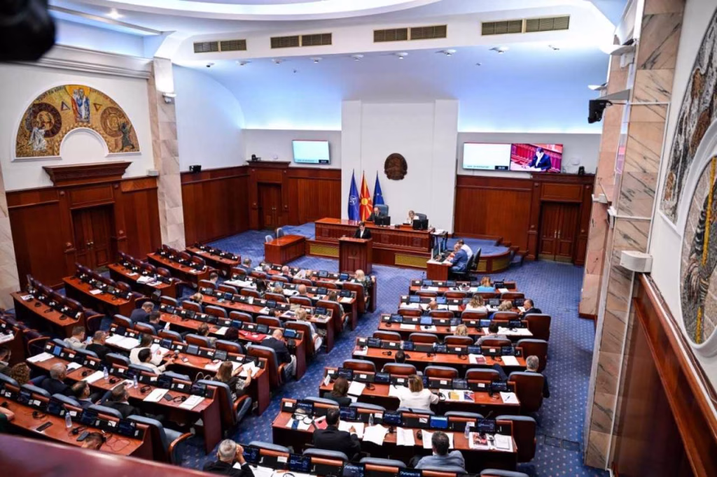 Собранието го усвои Дополнителниот ребаланс на Буџетот за 2026: Повеќе пари за инвестиции, земјоделство и општини