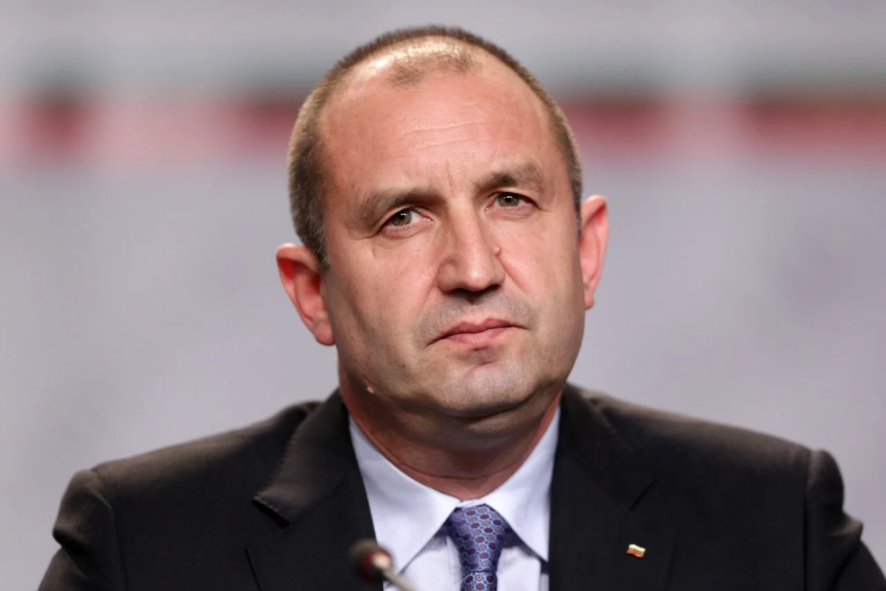 Јотова му го додели мандатот за формирање нова влада на Радев