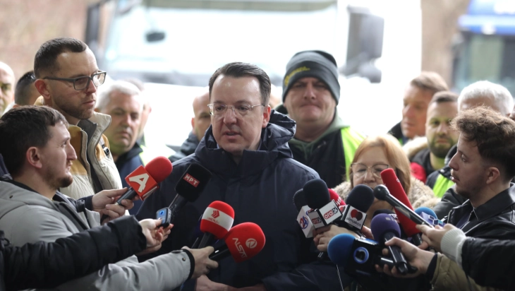 Вицепремиерот Николоски со порака: Блокадата на транспортерите е навремена, земјите членки на шенген зоната да изнајдат решение
