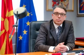 КОЈ САКА ПОЛИТИКА, НЕКА ЈА ВОДИ НА ИЗБОРИ: Правосудниот испит мора да се полага на македонски јазик, порача Филков