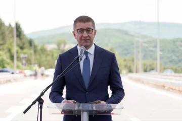 (ВО ЖИВО) Премиерот Христијан Мицкоски во посета на Општина Карпош